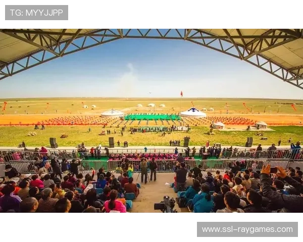 内蒙古那达慕大会现代项目：草原电竞比赛吸引青年参与
